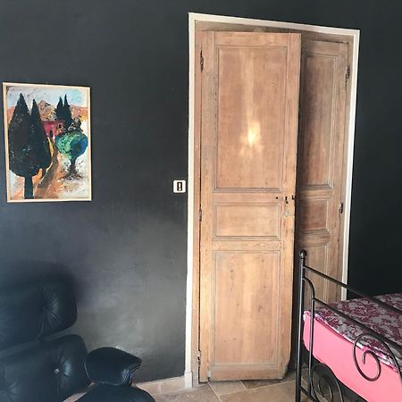 Le Petit Διαμέρισμα Coursan Εξωτερικό φωτογραφία